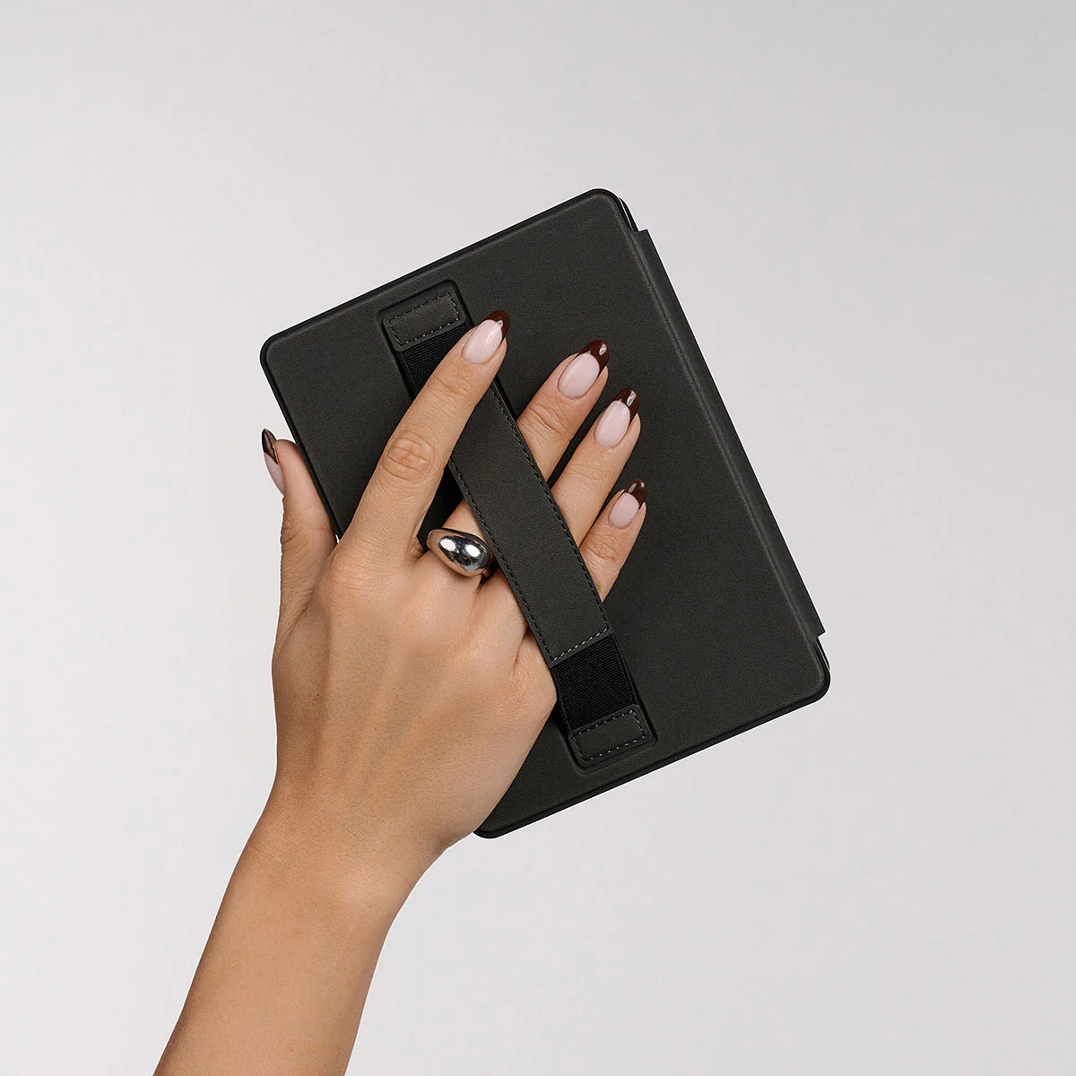 First Class - Kindle Paperwhite (12th Gen) Case - Image 8