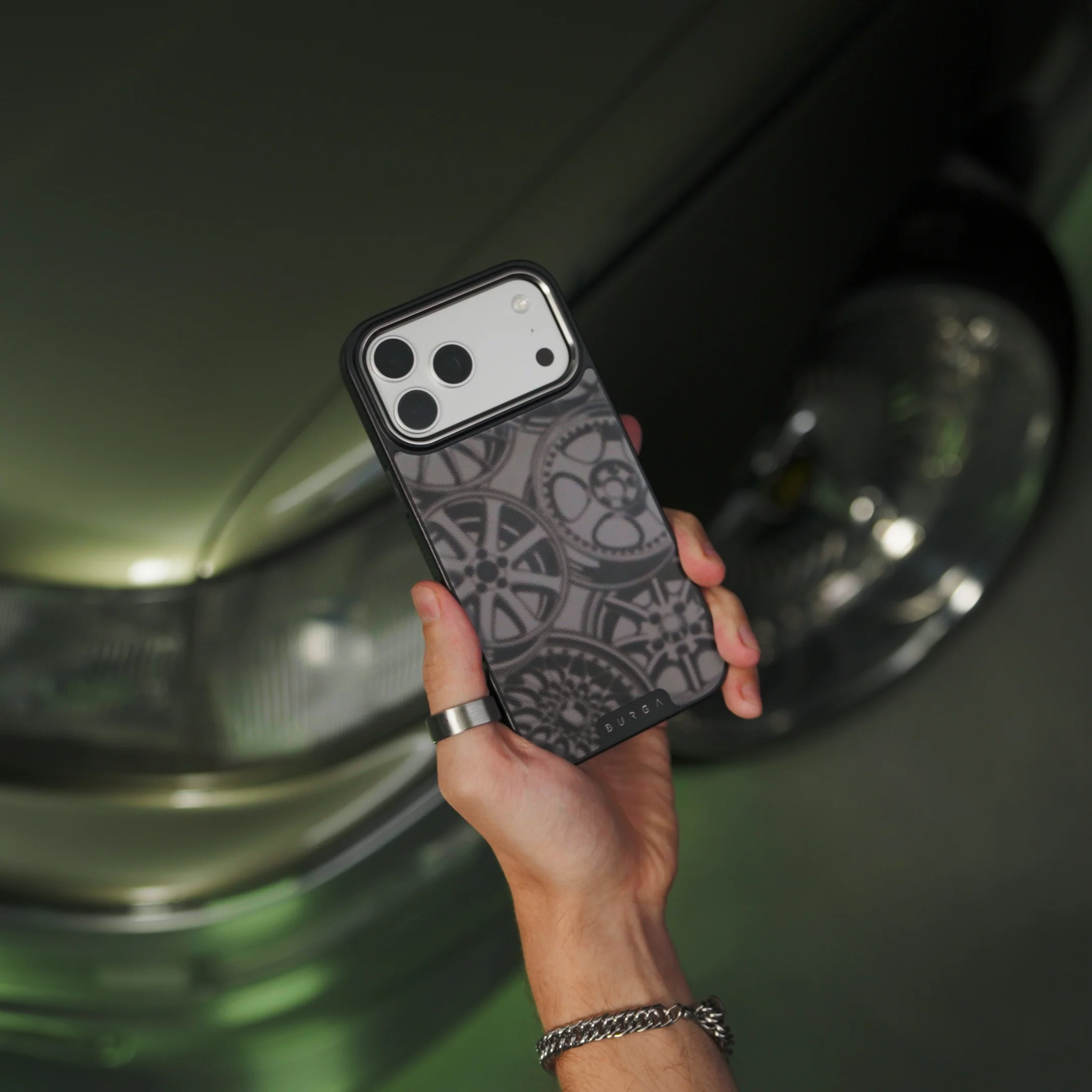 Garage - iPhone 13 Case - Image 20